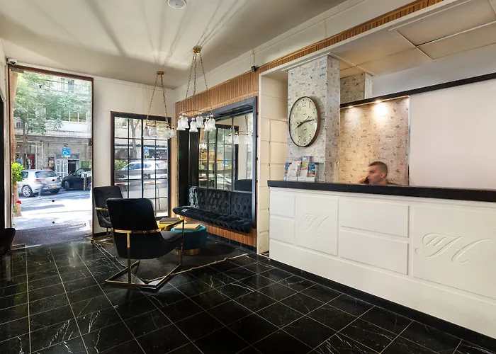 Hillel 11 Hotel